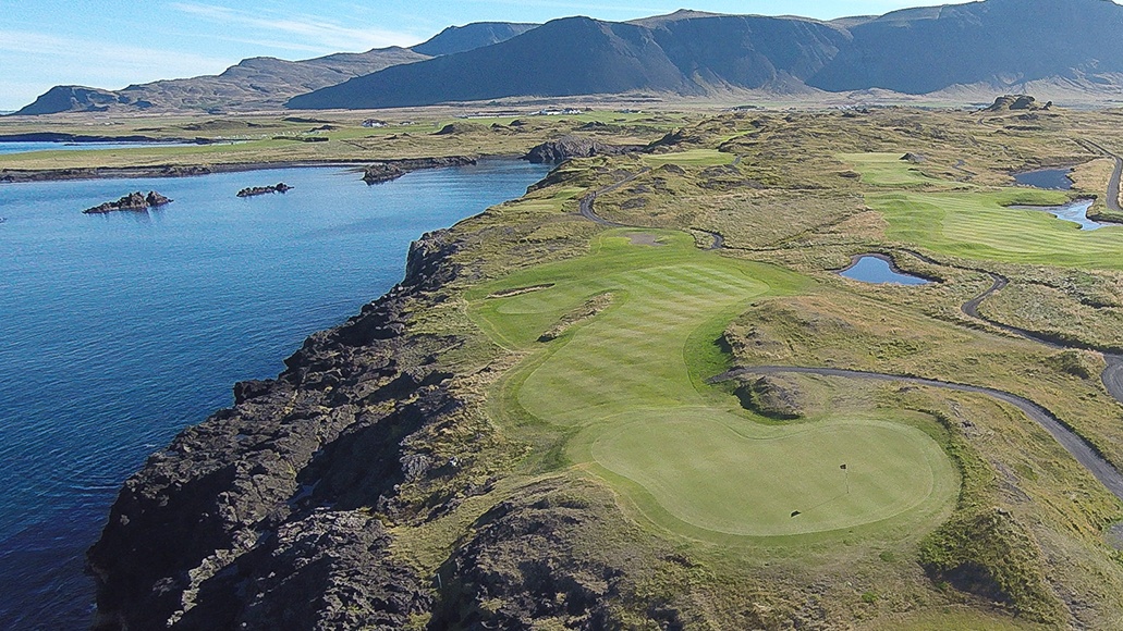 Golfvöllur nálægt Reykjavík