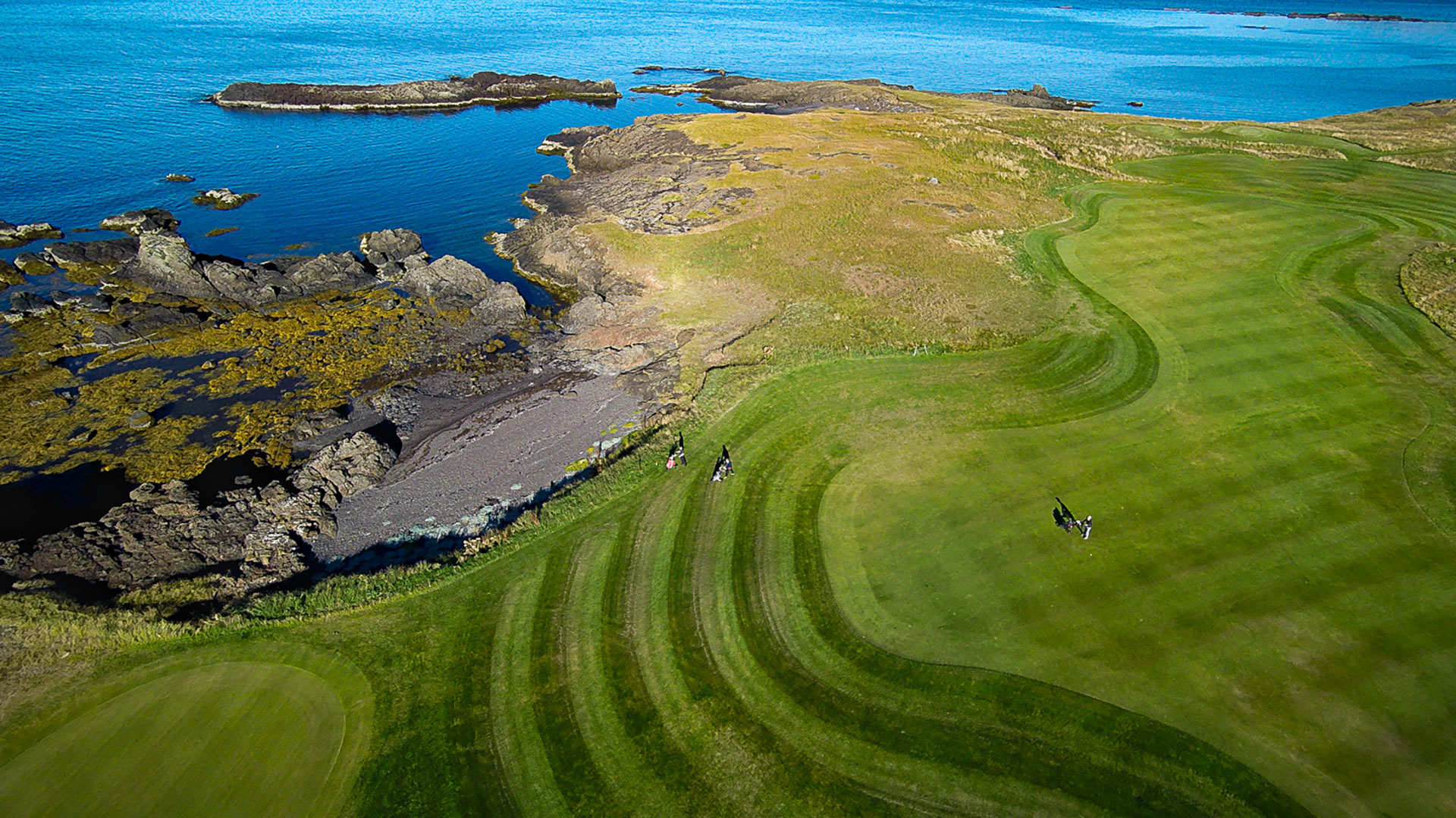 Golfing in Iceland Brautarholt Golf Course
