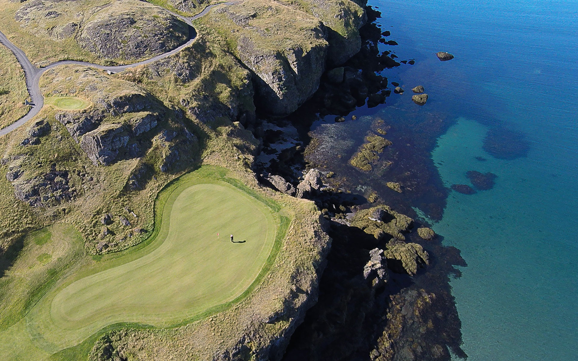 hole in one in Iceland